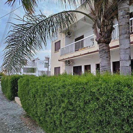 Sea Apartments Ларнака Екстер'єр фото