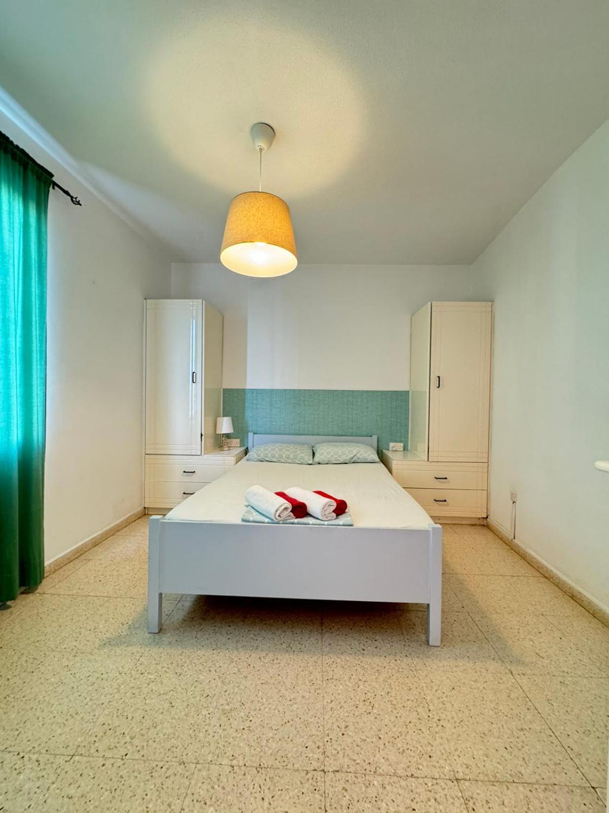 Sea Apartments Ларнака Екстер'єр фото